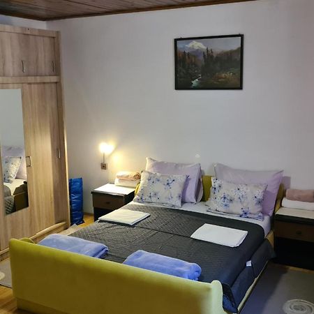 Holiday Home Radocaj Слуни Экстерьер фото