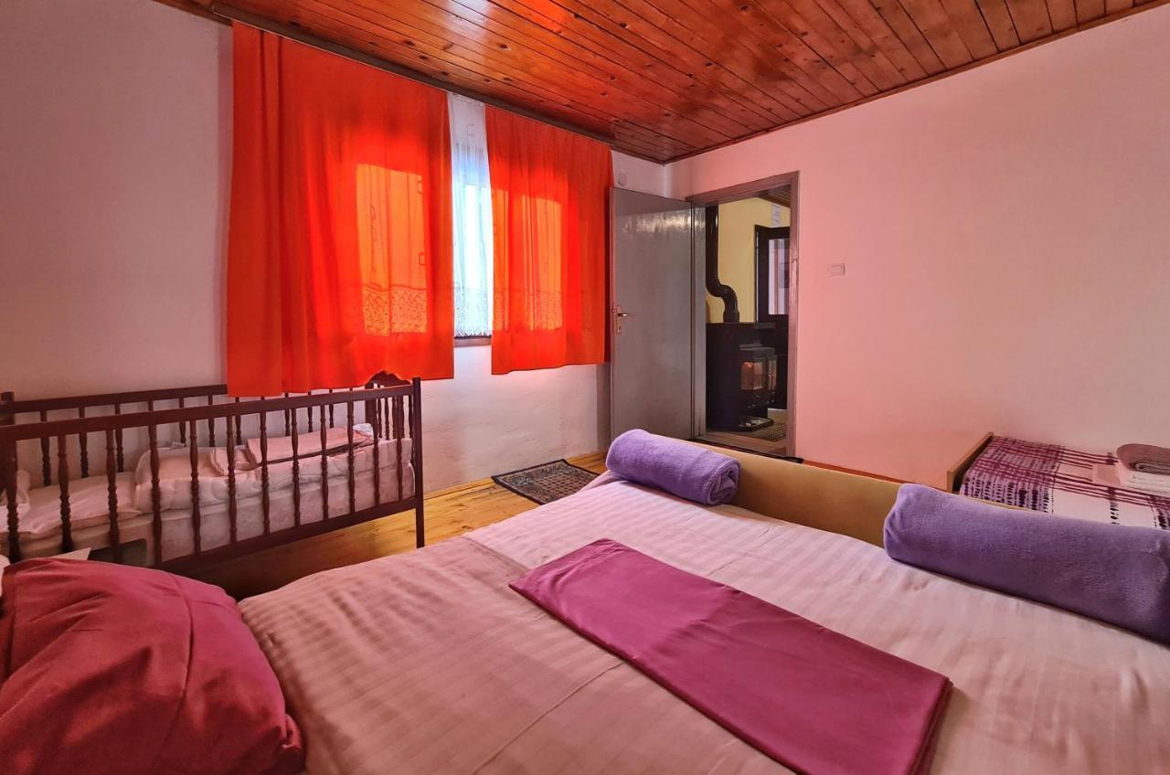 Holiday Home Radocaj Слуни Экстерьер фото
