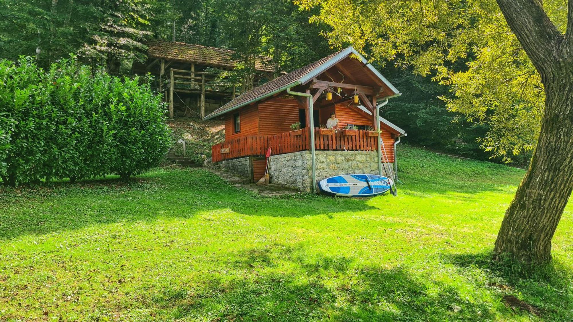 Holiday Home Radocaj Слуни Экстерьер фото